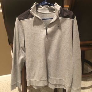 Vineyard Vines 1/4 zip up